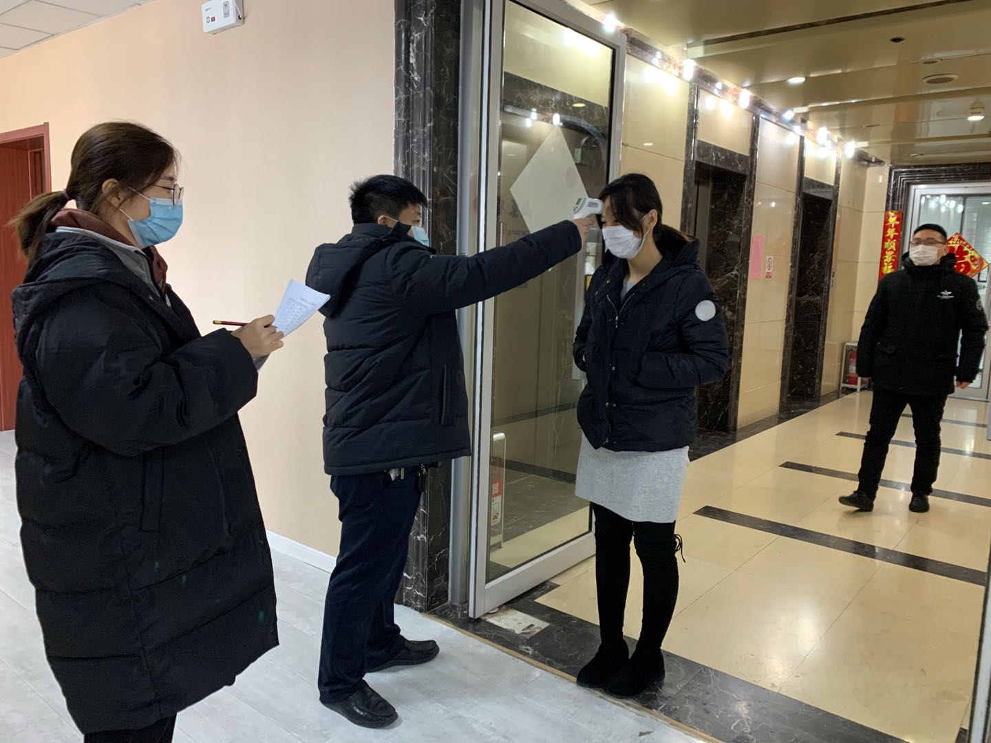公司筑牢防控屏障，防疫復工兩不誤